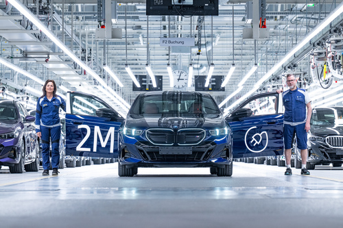 BMW Group produziert zweimillionstes vollelektrisches Fahrzeug