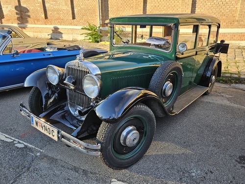 Henry Ford II, der Enkel von Henry Ford, wird in Detroit geboren (1917)